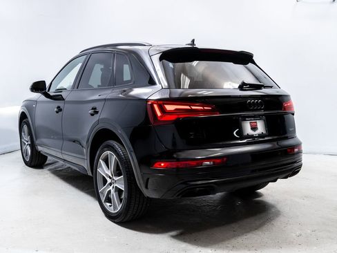Used 2025 Audi Q5 2.0T Premium w/ Convenience Plus Package image 3