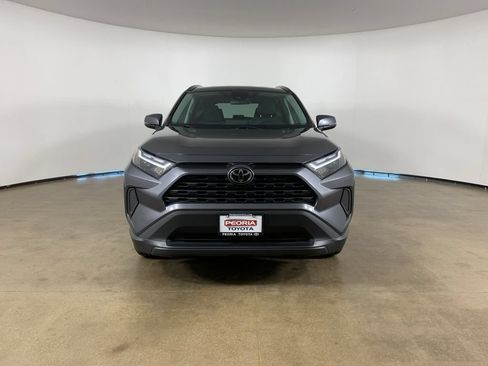 Used 2024 Toyota RAV4 XLE AWD/4WD image 3