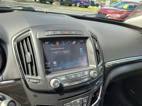 Used 2016 Buick Regal Premium w/ Driver Confidence Package #1 FWD image 28