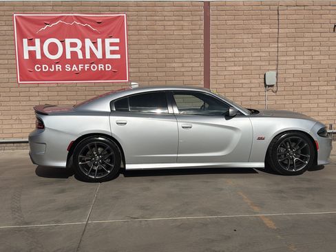 Used 2021 Dodge Charger Scat Pack RWD image 4