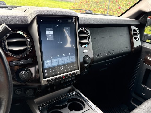 Used 2016 Ford F350 Platinum w/ Platinum Package AWD/4WD image 27
