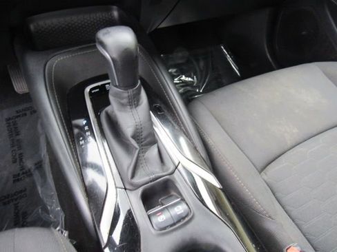 Used 2019 Toyota Corolla SE image 26