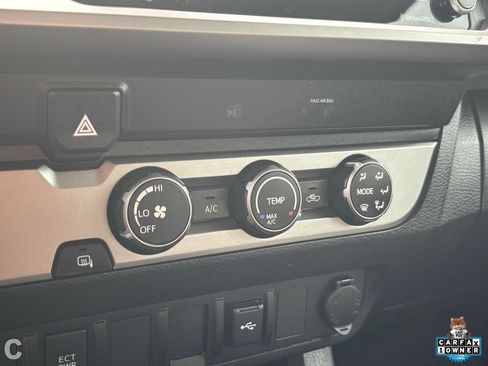 Used 2022 Toyota Tacoma SR image 23
