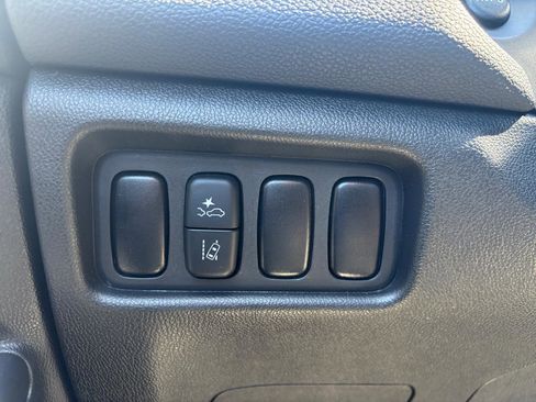Used 2025 Mitsubishi Outlander Sport ES AWD/4WD image 14