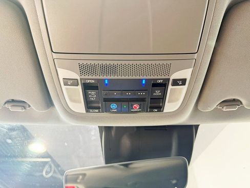 Used 2017 Acura MDX SH-AWD w/ Technology Package image 26