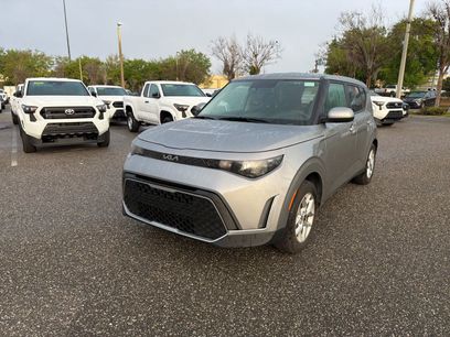 Used 2025 Kia Soul LX w/ LX Technology Package