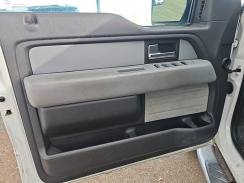 Used 2013 Ford F150 XLT w/ XLT Chrome Pkg image 11