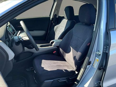 Used 2020 Honda HR-V LX image 16