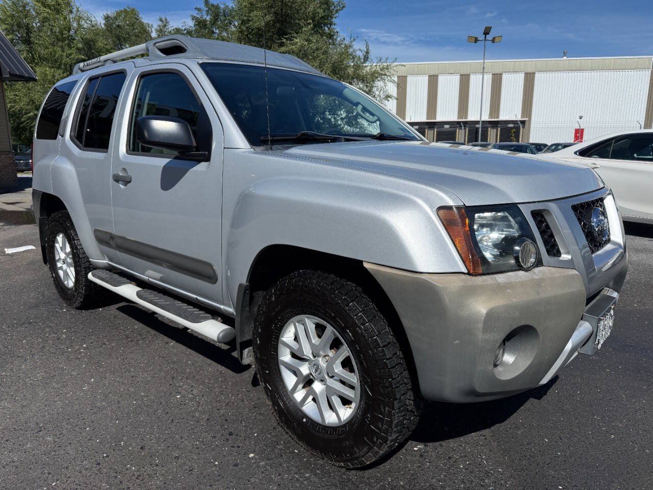 Used 2015 Nissan Xterra S w/ Value Package AWD/4WD image 3