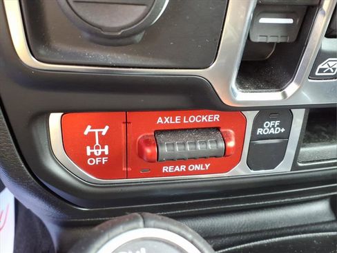 Used 2021 Jeep Gladiator Mojave image 26
