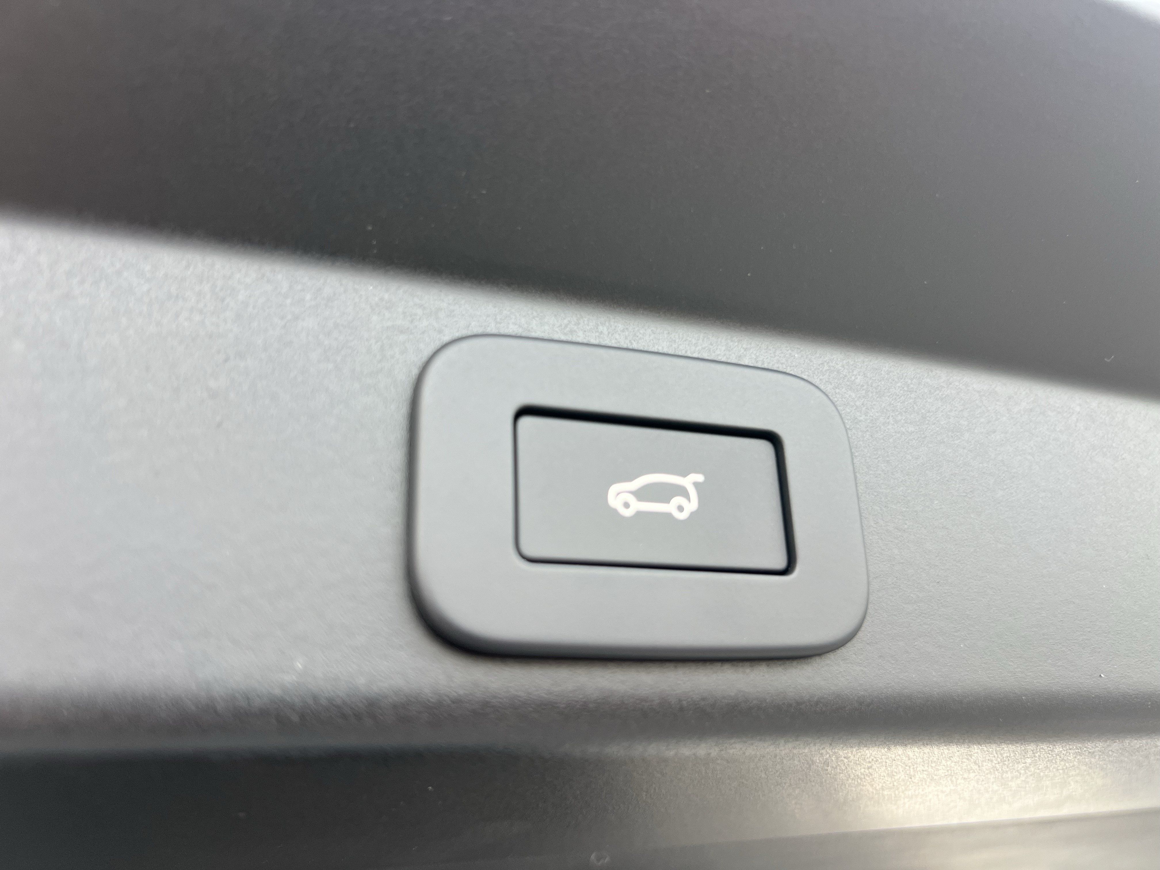 New 2026 Land Rover Range Rover Sport Dynamic SE AWD/4WD image 37