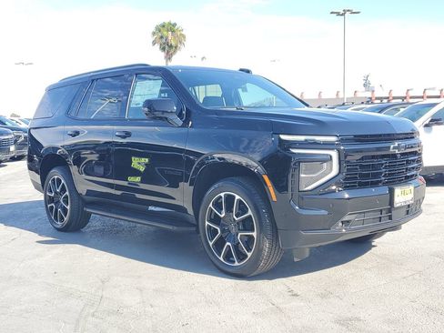 New 2026 Chevrolet Tahoe RST image 3
