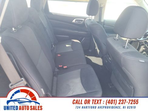 Used 2020 Nissan Pathfinder SV AWD/4WD image 13