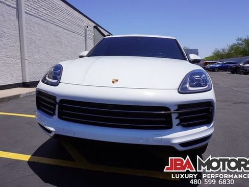 Used 2023 Porsche Cayenne AWD/4WD image 48