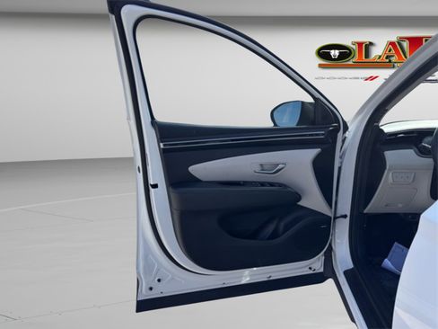 Used 2023 Hyundai Tucson Limited w/ Cargo Package image 24
