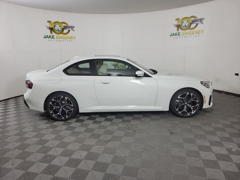 Certified 2025 BMW 230i xDrive Coupe w/ Premium Package AWD/4WD image 8