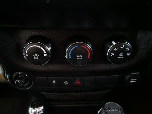 Used 2016 Jeep Wrangler Unlimited Sport w/ Quick Order Package 24S image 23