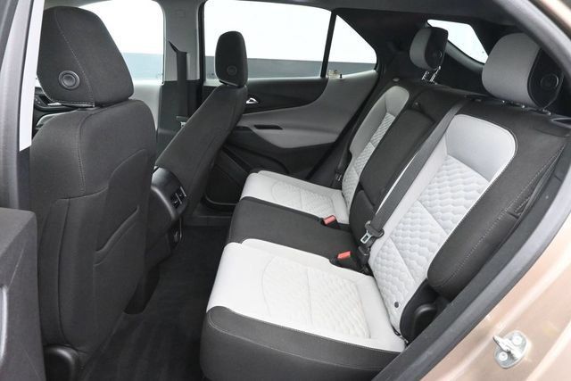 Used 2018 Chevrolet Equinox LT FWD image 26