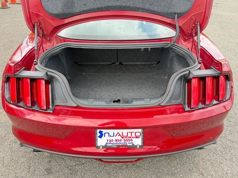 Used 2015 Ford Mustang Premium RWD image 29