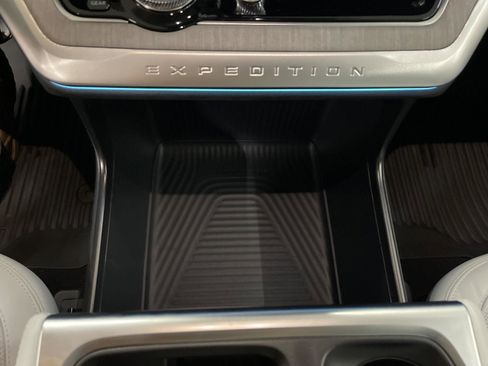 New 2026 Ford Expedition Platinum w/ Platinum Ultimate Package image 23