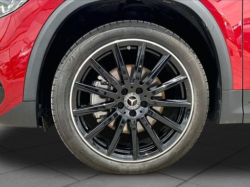 Certified 2021 Mercedes-Benz GLA 250 image 11