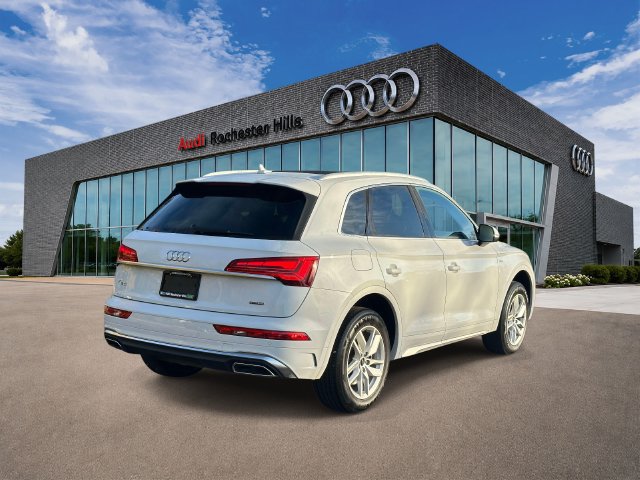 Used 2023 Audi Q5 2.0T Premium w/ Convenience Package AWD/4WD image 8