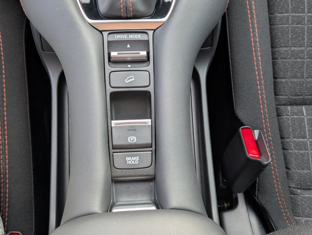 Used 2025 Honda HR-V Sport image 10