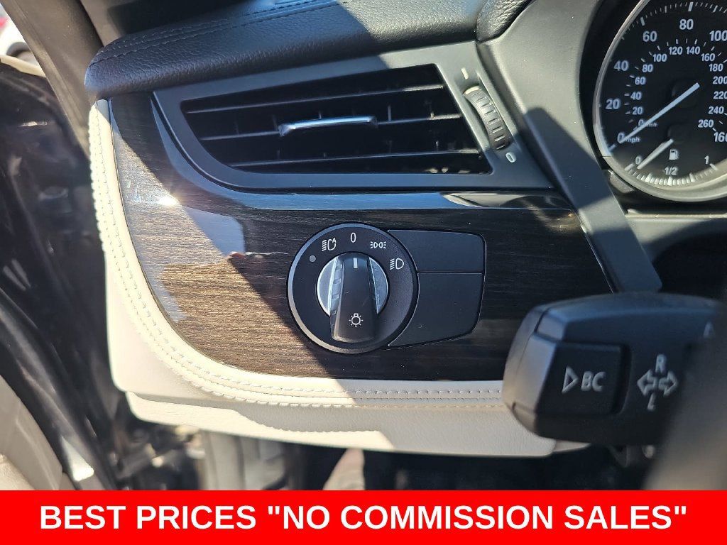 Used 2011 BMW Z4 sDrive35i RWD image 24