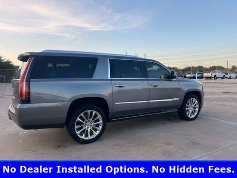 Used 2019 Cadillac Escalade ESV Premium Luxury RWD image 3