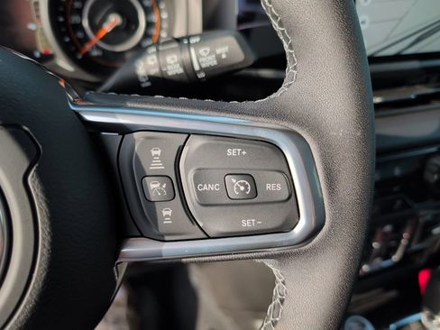 New 2026 Jeep Wrangler Unlimited Sahara AWD/4WD image 24