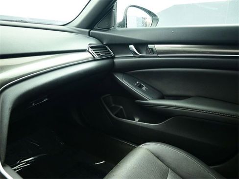 Used 2019 Honda Accord Sport image 22