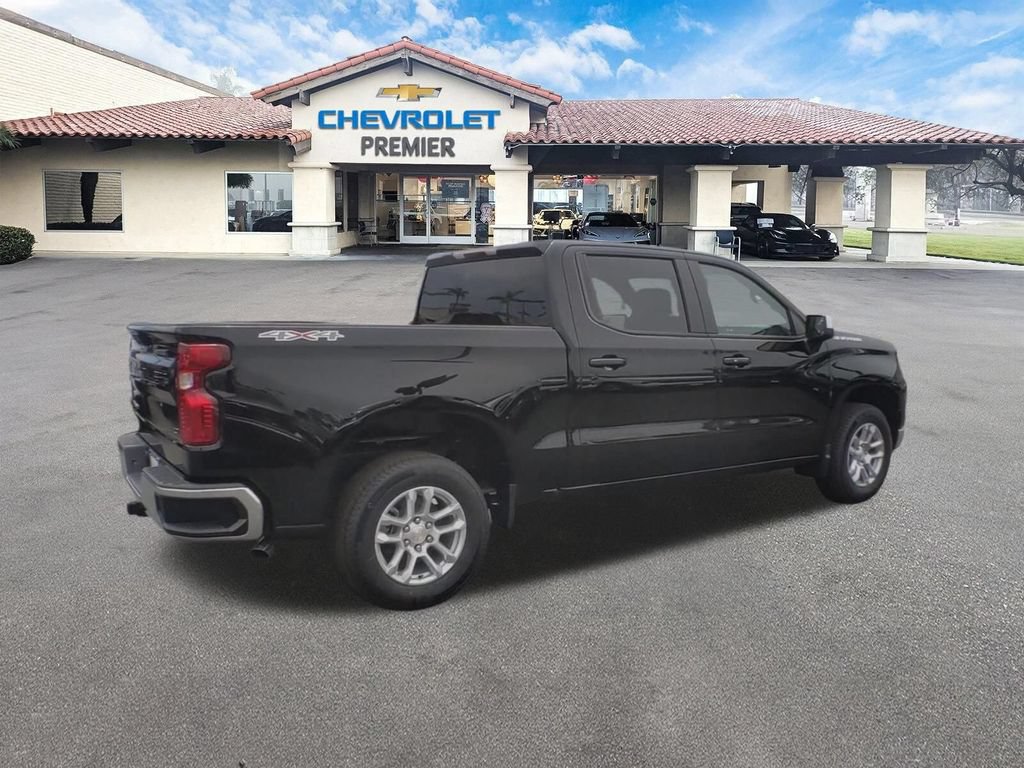 Used 2023 Chevrolet Silverado 1500 LT AWD/4WD image 8