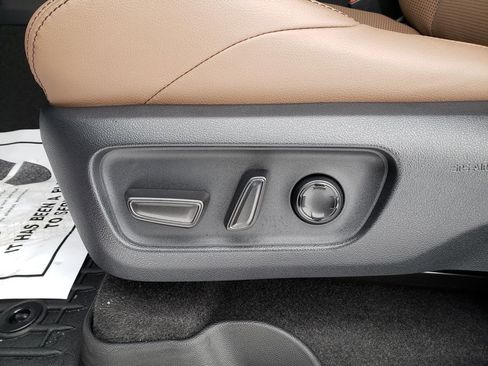 Used 2025 Toyota 4Runner Limited image 20