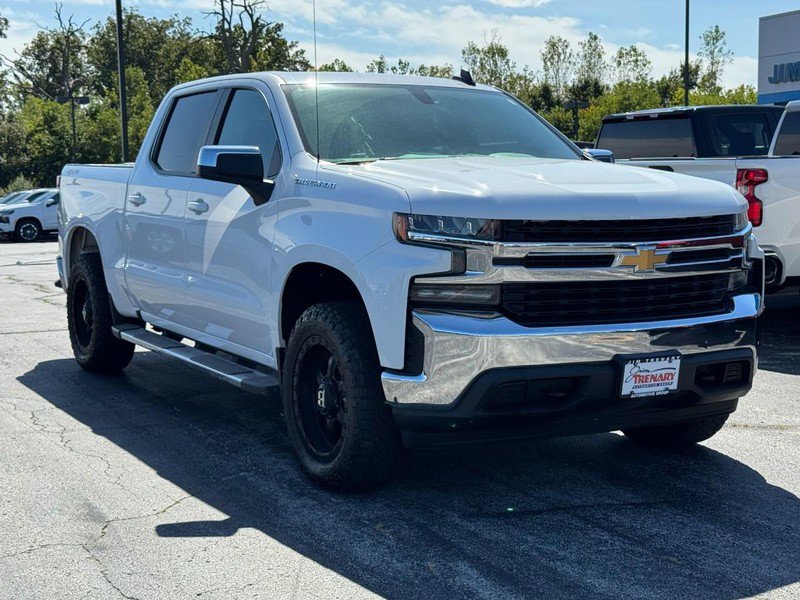 Used 2019 Chevrolet Silverado 1500 LT w/ All-Star Edition AWD/4WD image 2