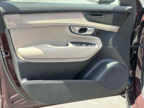 New 2026 Volvo XC90 T8 Ultra w/ Lounge Package AWD/4WD image 11