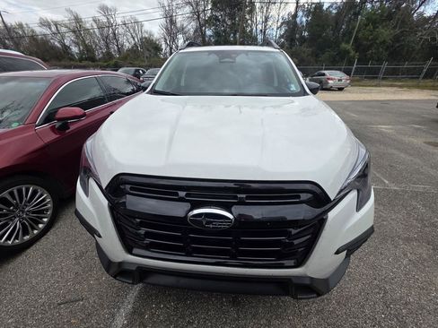 Used 2025 Subaru Ascent Onyx Edition w/ Onyx Package image 2