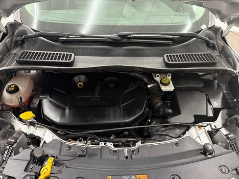 Used 2019 Ford Escape Titanium FWD image 36