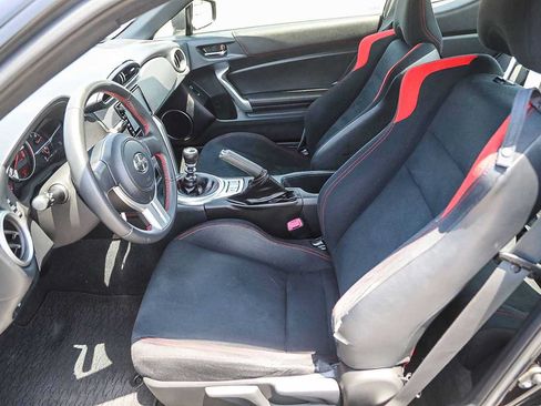 Used 2016 Scion FR-S RWD image 17