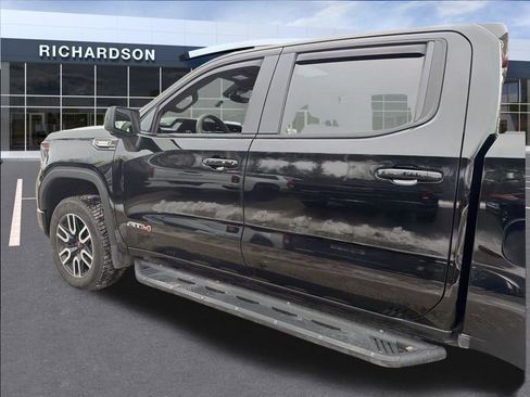 Used 2023 GMC Sierra 1500 AT4 w/ AT4 Premium Package image 17