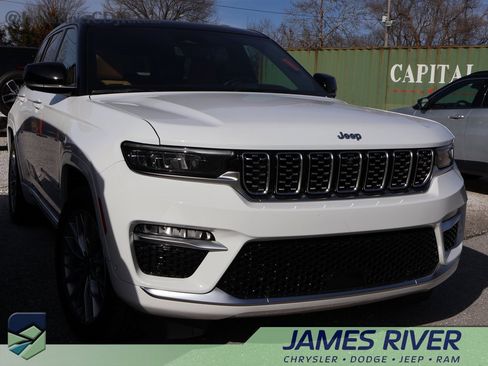 Used 2022 Jeep Grand Cherokee Summit w/ Advanced Protech Group IV image 1