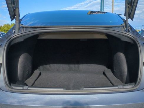 Used 2023 Tesla Model 3 Standard Range image 14