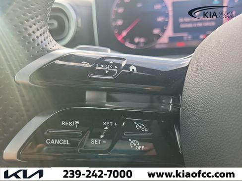 Used 2024 Mercedes-Benz CLE 300 4MATIC Coupe image 22