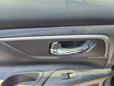 Used 2015 Nissan Altima 2.5 S w/ Power Driver Seat Package FWD image 15