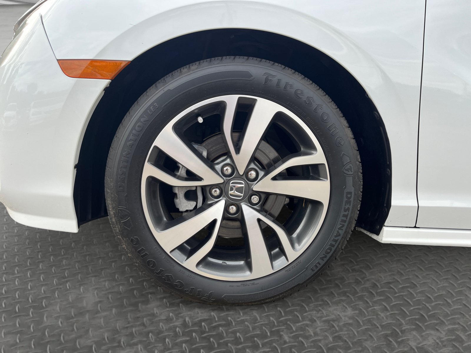 Used 2022 Honda Odyssey Touring image 16