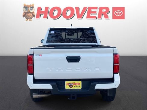 Used 2024 Toyota Tacoma SR5 image 3