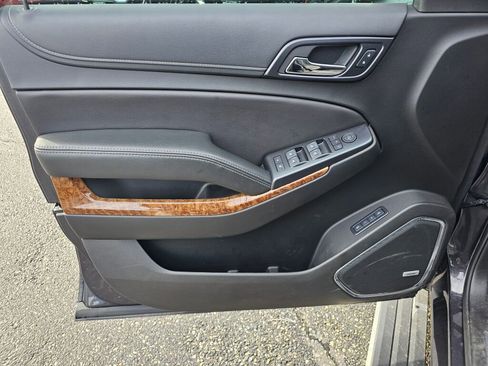 Used 2018 Chevrolet Tahoe Premier image 25