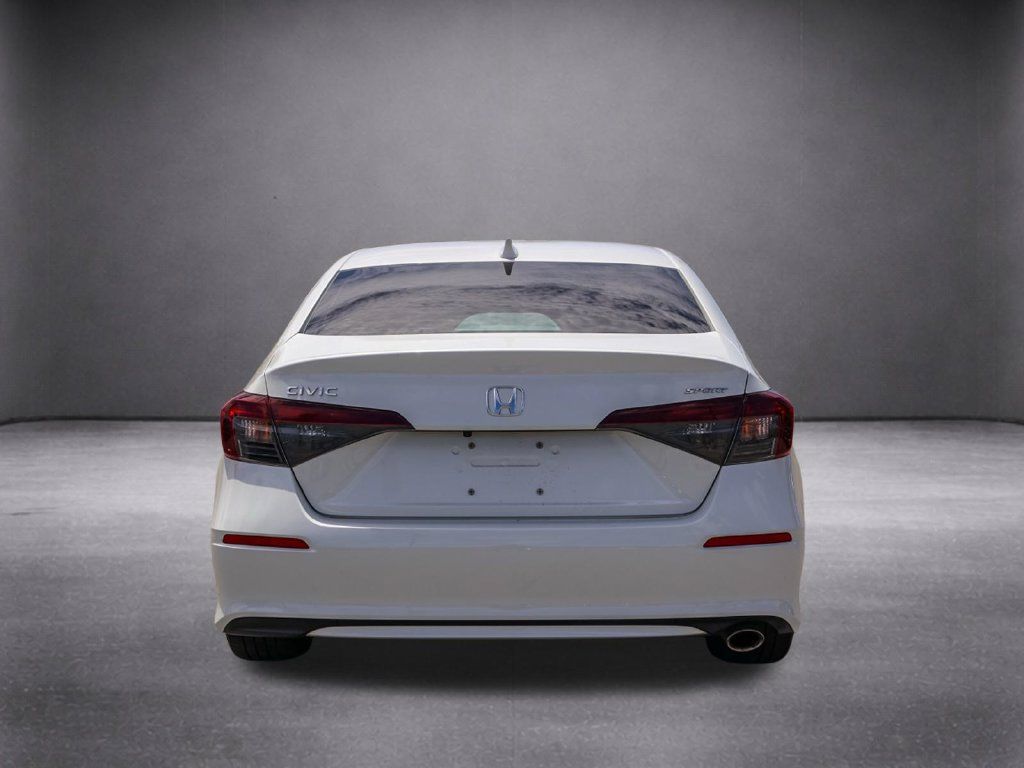 Used 2025 Honda Civic Sport image 5