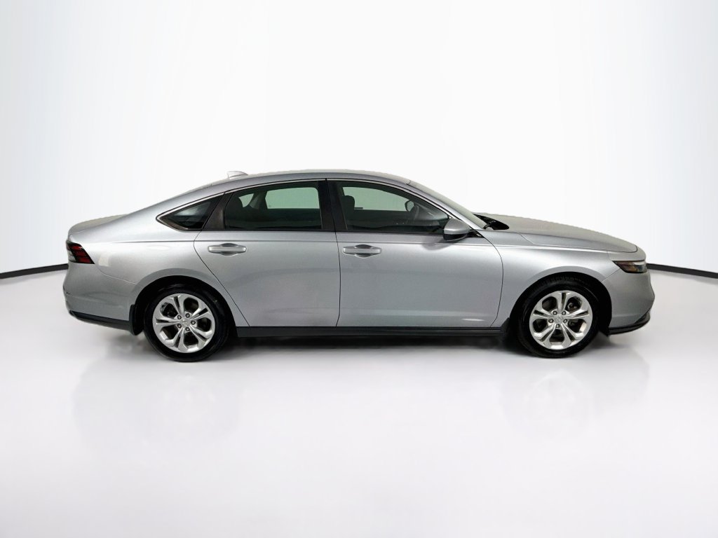Certified 2023 Honda Accord LX image 4