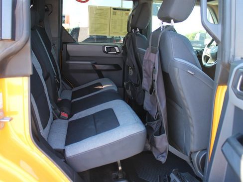 Used 2022 Ford Bronco Big Bend w/ Sasquatch Package image 21