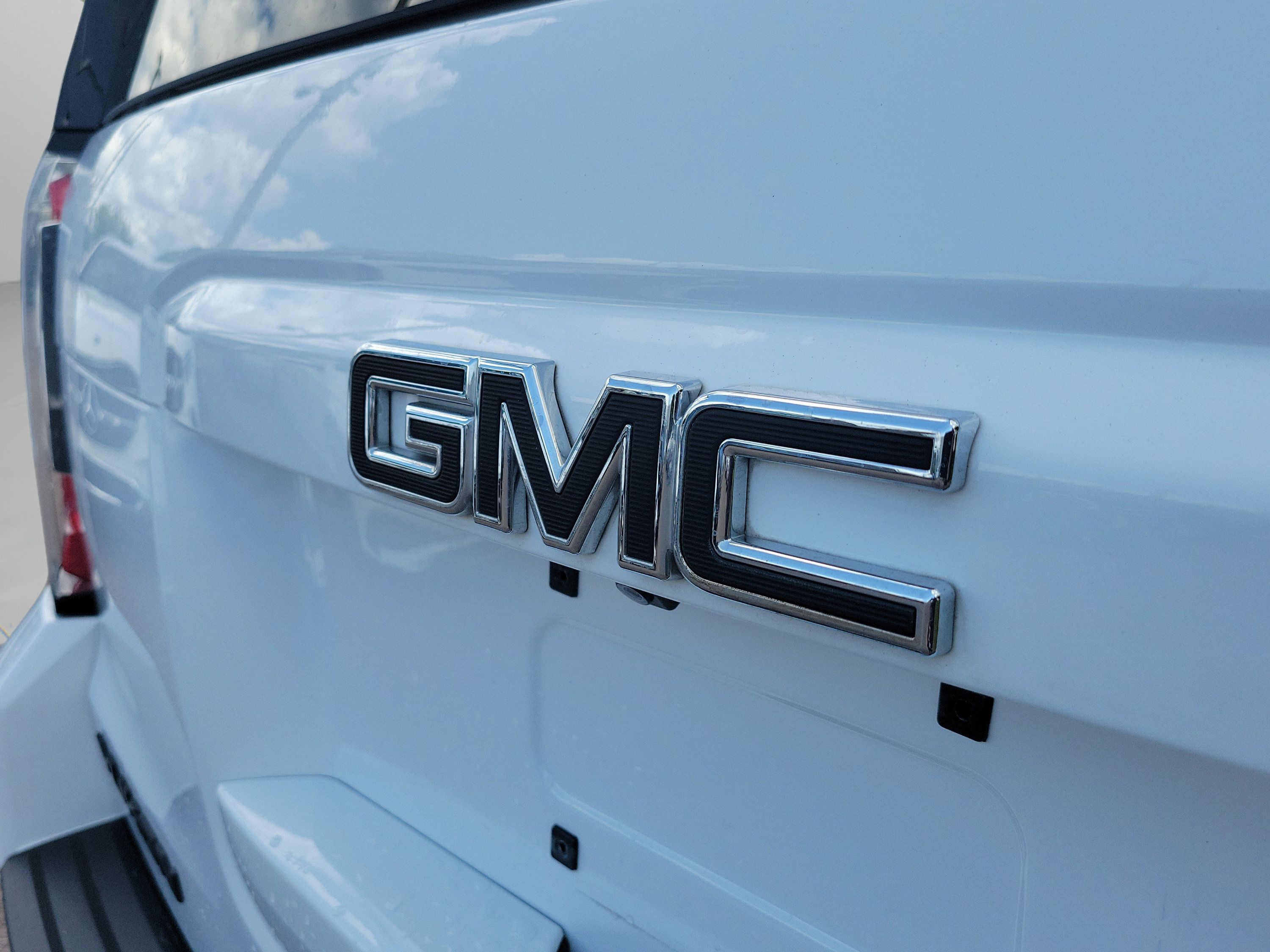 Used 2020 GMC Yukon SLT w/ Open Road Package RWD image 32